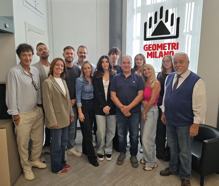 Il team dello Studio Monti nella sede di via Lodovico Settala, a Milano
